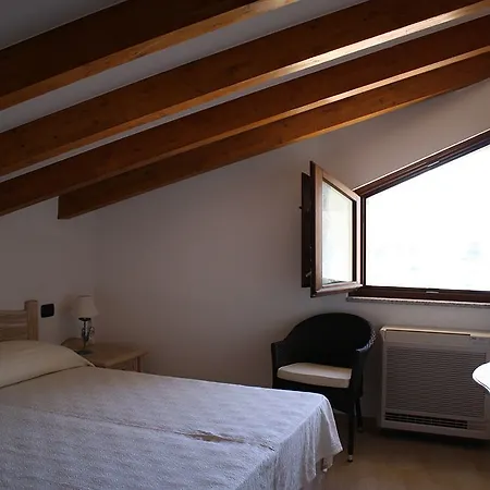 アパートホテル Residenza Petrera 4*