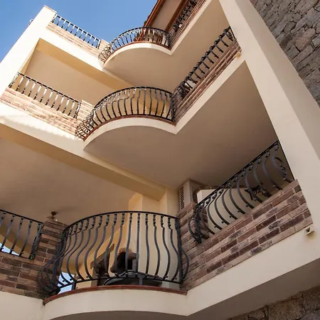 Residenza Petrera 4*