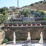 Residenza Petrera Lägenhetshotell Muravera